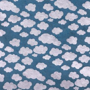 Papier népalais fond bleu nuages argentés
