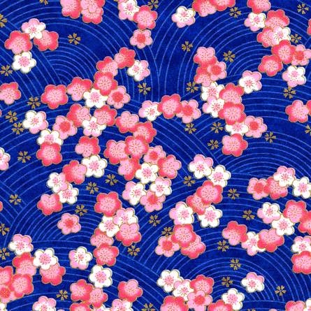 Papier japonais fond bleu roi, fleurs roses
