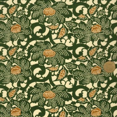 Papier japonais aux fleurs de lotus vertes au cœur marron.